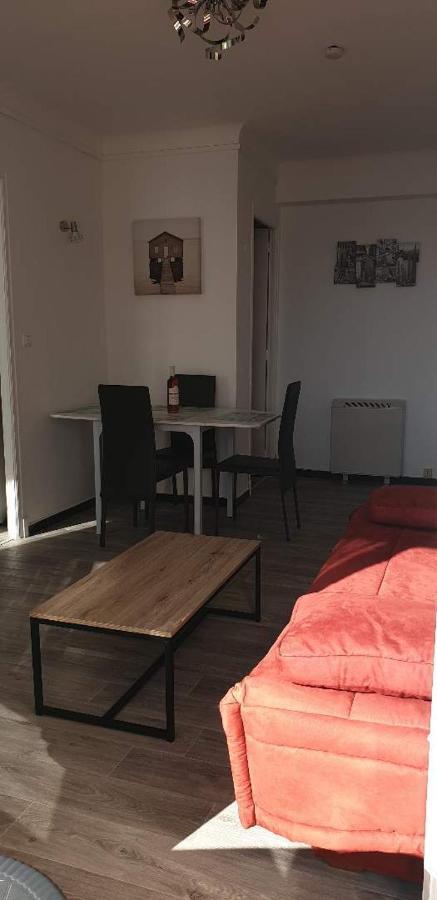 La Croix Du Sud Apartment Кане Екстериор снимка